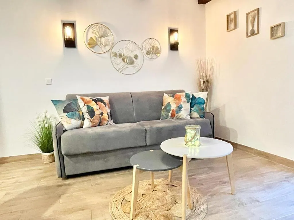 Apartment Winter Palace - Parking - Centre - Calme Menton France