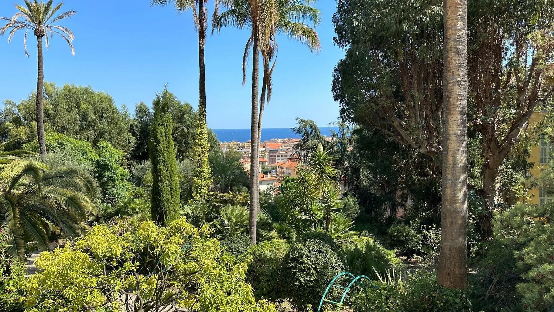 Winter Palace - Parking - Centre - Calme Menton